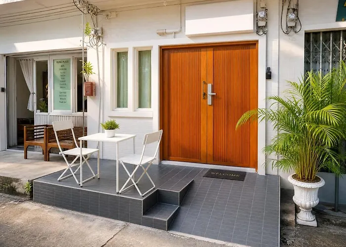 別荘 Cozy & Bright 4 Bedroom House Near Khao San Road バンコク都